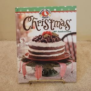Gooseberry patch Christmas 10th anniversary book